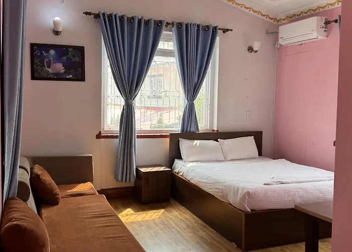 555 And Restaurant Hotel Kathmandu